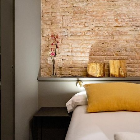 Hostal Porxos Garden Barcelona Luaran gambar